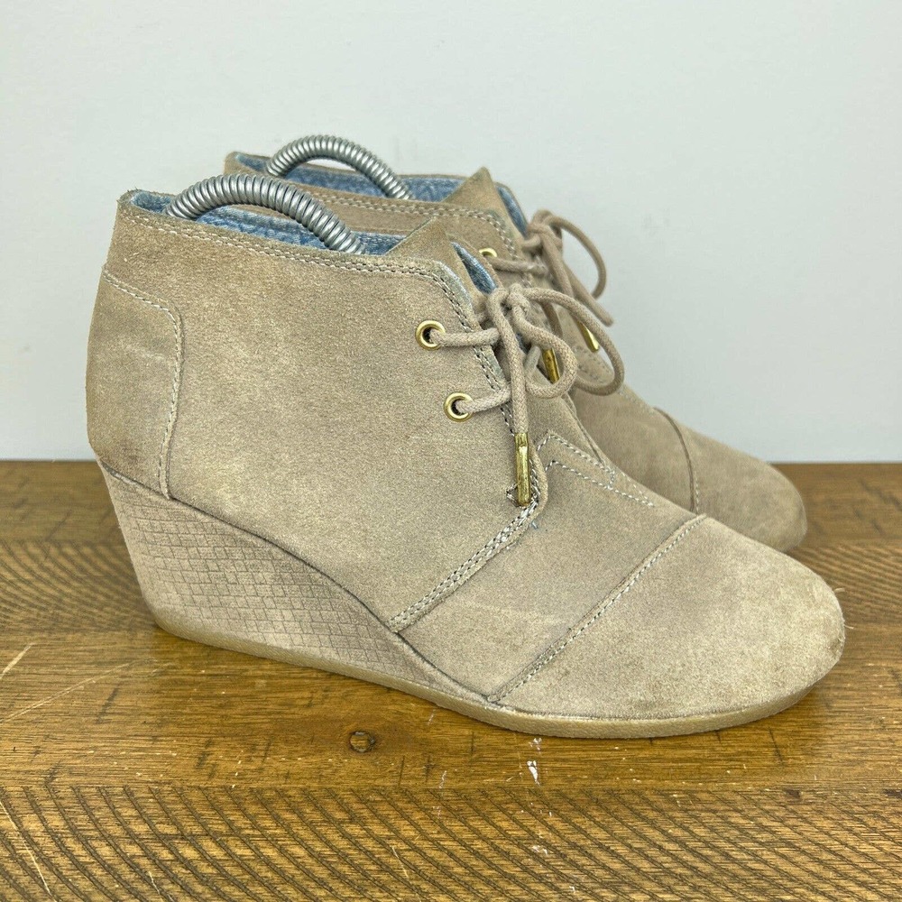 TOMS Boots Womens 9‎ Tan Suede Desert Wedge Ankle Booties Lace Up Casual Shoes